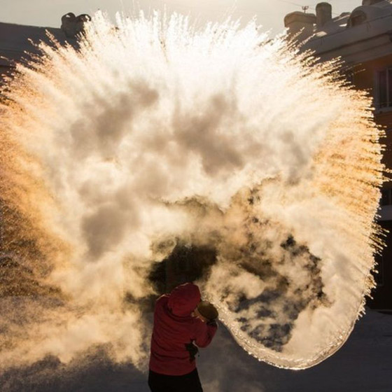 صور تحدي روسي لصنع أعمال فنية في درجة حرارة 40 تحت الصفر صورة رقم 2