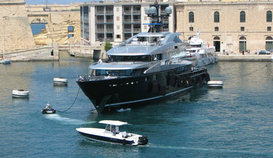 بالصور: إليكم أثمن الهدايا التي قدمت عبر التاريخ صورة رقم 6