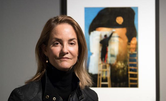 بالصور: أسماء لامعة لمصورات التقطن بعدساتهن أحداث الحروب والمظاهرات صورة رقم 7 بالصور: أسماء لامعة لمصورات التقطن بعدساتهن أحداث الحروب والمظاهرات صورة رقم 7