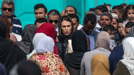  بالفيديو والصور: تشييع ضحايا نيوزيلندا في جمعة حاشدة بحضور رئيسة الوزراء صورة رقم 25