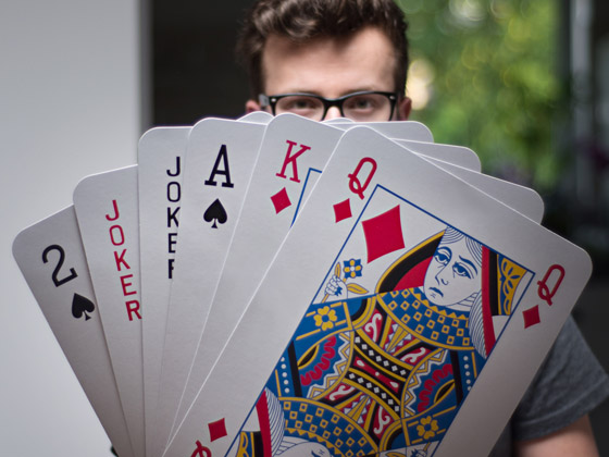 ما أصول لعبة الورق أو الكوتشينة؟ وإلام ترمز الملكات والملوك عليها؟ صورة رقم 22 ما أصول لعبة الورق أو الكوتشينة؟ وإلام ترمز الملكات والملوك عليها؟ صورة رقم 22