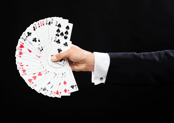 ما أصول لعبة الورق أو الكوتشينة؟ وإلام ترمز الملكات والملوك عليها؟ صورة رقم 19 ما أصول لعبة الورق أو الكوتشينة؟ وإلام ترمز الملكات والملوك عليها؟ صورة رقم 19