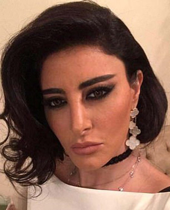 الحكم على ثري عُماني بالسجن ودفع 25 مليون جنيه استرليني لطليقته الحسناء صورة رقم 5