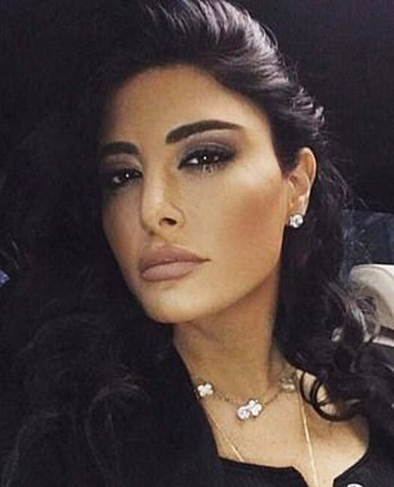 الحكم على ثري عُماني بالسجن ودفع 25 مليون جنيه استرليني لطليقته الحسناء صورة رقم 2
