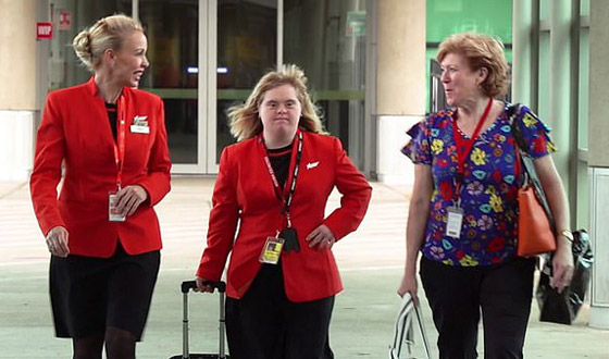 صورة رقم 7 - فييو مؤثر.. فتاة مصابة بمتلازمة داون تحقق حلمها وتصبح مضيفة طيران! صورة رقم 7 - فييو مؤثر.. فتاة مصابة بمتلازمة داون تحقق حلمها وتصبح مضيفة طيران!