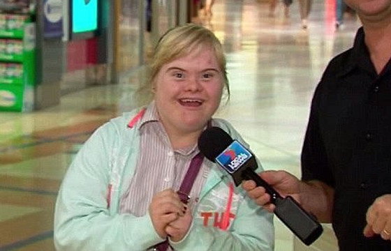 صورة رقم 12 - فييو مؤثر.. فتاة مصابة بمتلازمة داون تحقق حلمها وتصبح مضيفة طيران! صورة رقم 12 - فييو مؤثر.. فتاة مصابة بمتلازمة داون تحقق حلمها وتصبح مضيفة طيران!