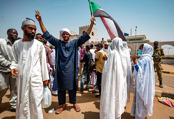 هذه مطالب المعارضة السودانية لإنهاء احتجاجاتها صورة رقم 5 هذه مطالب المعارضة السودانية لإنهاء احتجاجاتها صورة رقم 5