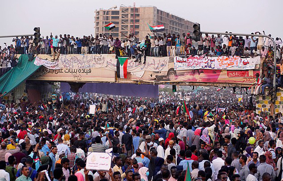 هذه مطالب المعارضة السودانية لإنهاء احتجاجاتها صورة رقم 11 هذه مطالب المعارضة السودانية لإنهاء احتجاجاتها صورة رقم 11