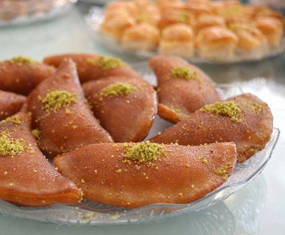 تعرفوا الى أصل القطايف، الحلويات الأشهر في رمضان صورة رقم 1