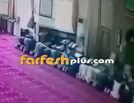 بالفيديو.. وفاة شاب أردني صائم أثناء صلاته داخل المسجد صورة رقم 1 بالفيديو.. وفاة شاب أردني صائم أثناء صلاته داخل المسجد صورة رقم 1