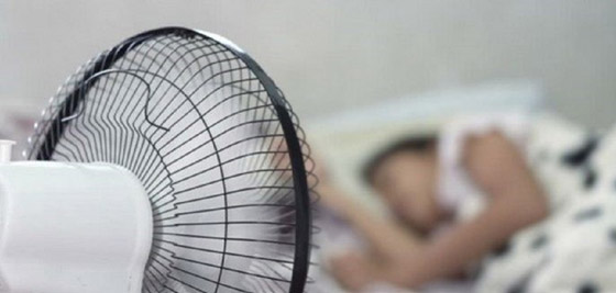 رغم أنها تنعشنا من حر الصيف.. النوم أمام المروحة له أضرار ومخاطر! صورة رقم 5 رغم أنها تنعشنا من حر الصيف.. النوم أمام المروحة له أضرار ومخاطر! صورة رقم 5