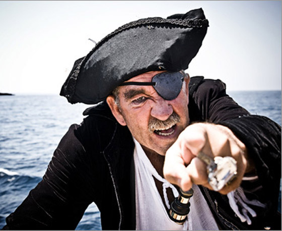 لماذا ارتدى القراصنة عصابة العين؟ تعرفوا على السبب الحقيقي.. صورة رقم 9