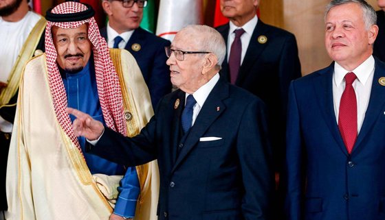 مسيرة الرئيس التونسي الراحل مسيرة الرئيس التونسي الراحل