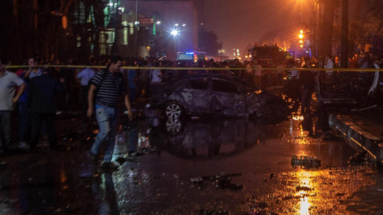 19 قتيلا و32 جريحا في انفجار في القاهرة بسبب حادث تصادم سيارات صورة رقم 15 19 قتيلا و32 جريحا في انفجار في القاهرة بسبب حادث تصادم سيارات صورة رقم 15