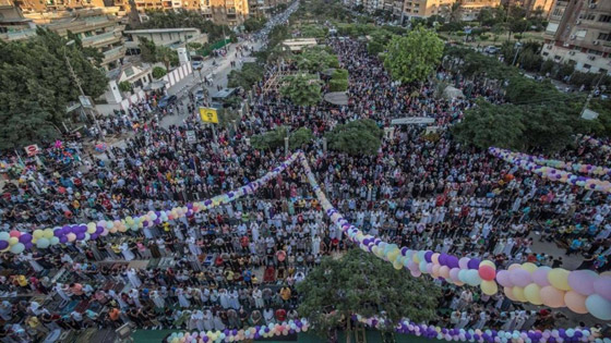 بالصور: فرحة عيد الأضحى والاحتفالات تحل على المسلمين حول العالم صورة رقم 2 بالصور: فرحة عيد الأضحى والاحتفالات تحل على المسلمين حول العالم صورة رقم 2