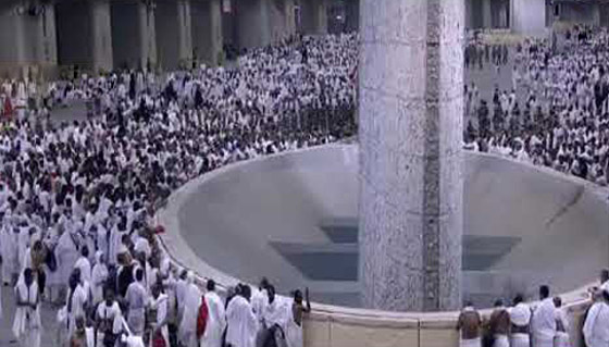 الحجاج يرمون الجمرات في مشعر منى في أول أيام عيد الأضحى المبارك صورة رقم 20 الحجاج يرمون الجمرات في مشعر منى في أول أيام عيد الأضحى المبارك صورة رقم 20