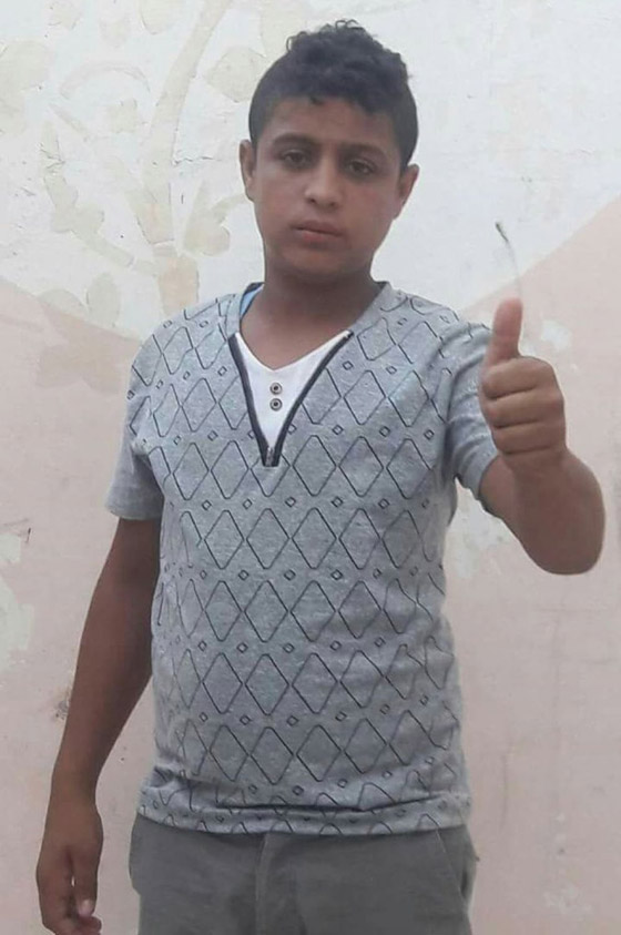 تحقيق يُظهر لحظة قنص الطفل الفلسطيني عثمان حلس على حدود غزة صورة رقم 11 تحقيق يُظهر لحظة قنص الطفل الفلسطيني عثمان حلس على حدود غزة صورة رقم 11