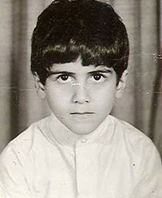 بالصور: إليكم أكثر قادة العالم شهرة عندما كانوا مجرد أطفال صغار صورة رقم 14 بالصور: إليكم أكثر قادة العالم شهرة عندما كانوا مجرد أطفال صغار صورة رقم 14