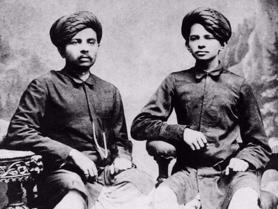 بالصور: إليكم أكثر قادة العالم شهرة عندما كانوا مجرد أطفال صغار صورة رقم 28 بالصور: إليكم أكثر قادة العالم شهرة عندما كانوا مجرد أطفال صغار صورة رقم 28