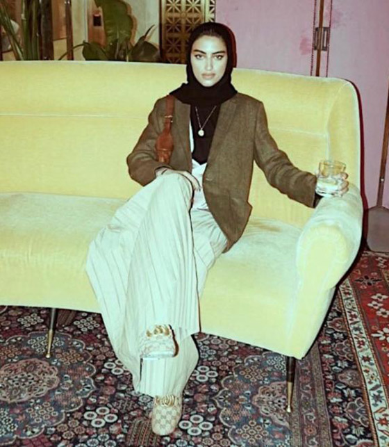 بالصور: أزياء عملية ومريحة للمحجبات من وحي السعودية يارا النملة صورة رقم 3 بالصور: أزياء عملية ومريحة للمحجبات من وحي السعودية يارا النملة صورة رقم 3