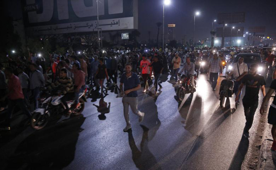  مظاهرات قرب ميدان التحرير ضد رئيس مصر عبدالفتاح السيسي صورة رقم 6