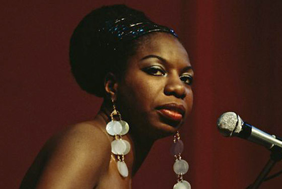 أبرز المشاهير الذين حاولوا الانتحار ونجوا وفازوا بفرصة جديدة للحياة صورة رقم 8