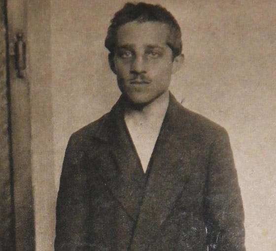 سيارة سلكت الطريق الخطأ وغيّرت وجه التاريخ! صورة رقم 4 سيارة سلكت الطريق الخطأ وغيّرت وجه التاريخ! صورة رقم 4