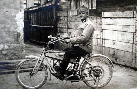 سيارة سلكت الطريق الخطأ وغيّرت وجه التاريخ! صورة رقم 5 سيارة سلكت الطريق الخطأ وغيّرت وجه التاريخ! صورة رقم 5