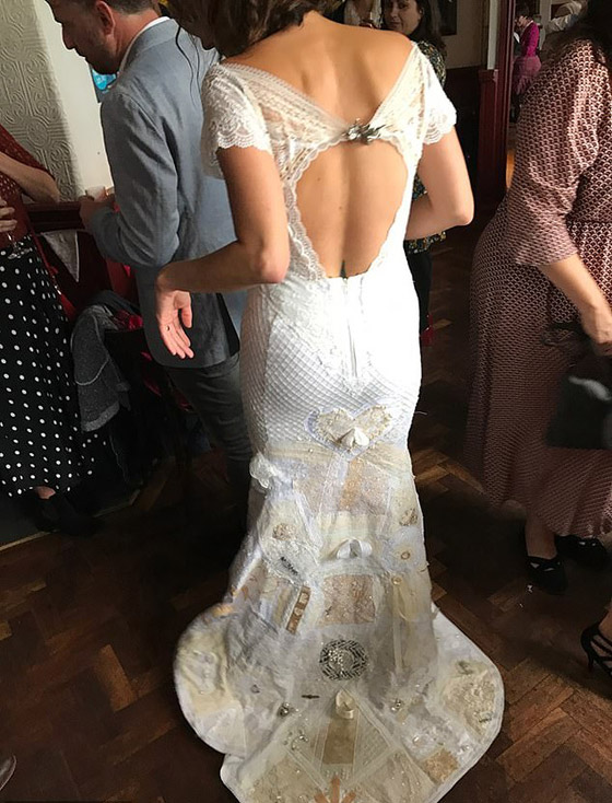 تصنع فستان زفافها مجاناً بفضل حيلة ذكية صورة رقم 6