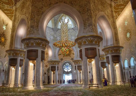 تاج القصور.. القبر الذي أصبح تحفة العالم وأحد عجائبه صورة رقم 4