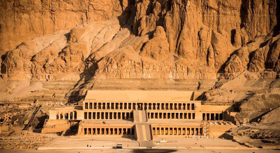 وادي الملوك في مصر.. فكرة فلسفية وصورة مصغرة (للعالم الآخر) صورة رقم 1