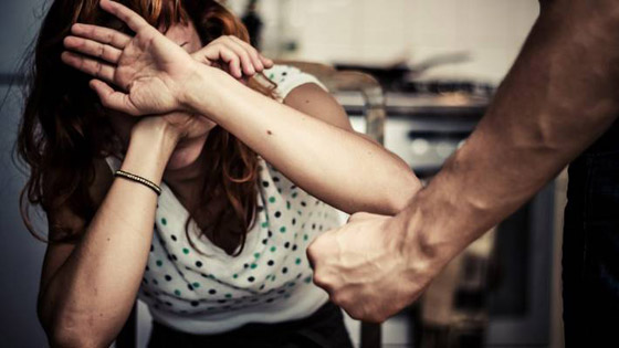 جرائم ضد عربيات أشد بشاعة من القتل.. آخرهم رجل اقتلع عيني زوجته! صورة رقم 8 جرائم ضد عربيات أشد بشاعة من القتل.. آخرهم رجل اقتلع عيني زوجته! صورة رقم 8