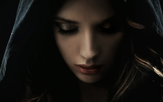 أبراج تعيش دائما داخل نظرية المؤامرة.. حياتهم مبنية على الشك! صورة رقم 6