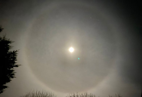 بالصور: ما سر ظاهرة (هالة القمر) النادرة والغامضة؟ صورة رقم 2