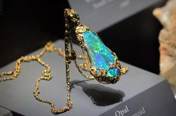 الأحجار الكريمة الثمينة.. أنواع متعددة وفوائد صحية مذهلة! صورة رقم 8 الأحجار الكريمة الثمينة.. أنواع متعددة وفوائد صحية مذهلة! صورة رقم 8