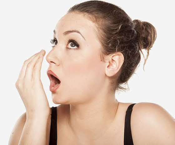 للشباب والبنات.. طرق للتخلص من رائحة الفم الكريهة، وما أسبابها؟ صورة رقم 3 للشباب والبنات.. طرق للتخلص من رائحة الفم الكريهة، وما أسبابها؟ صورة رقم 3