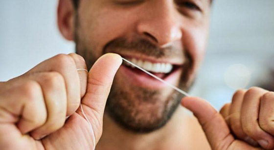 للشباب والبنات.. طرق للتخلص من رائحة الفم الكريهة، وما أسبابها؟ صورة رقم 4 للشباب والبنات.. طرق للتخلص من رائحة الفم الكريهة، وما أسبابها؟ صورة رقم 4