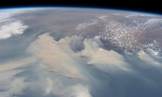 عواصف رعدية بأستراليا تحيي آمال الملايين حول العالم في إطفاء الحرائق صورة رقم 7