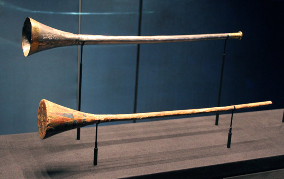 أقدمها يصل عمره إلى 43 ألف عام.. إليكم أقدم آلات موسيقية في العالم! صورة رقم 1 أقدمها يصل عمره إلى 43 ألف عام.. إليكم أقدم آلات موسيقية في العالم! صورة رقم 1