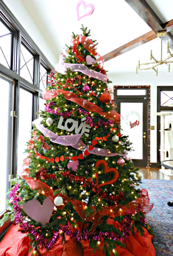 أشجار الفالنتاين.. توجه جديد هذا العام صورة رقم 12