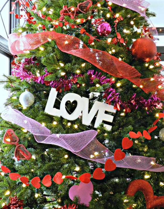 أشجار الفالنتاين.. توجه جديد هذا العام صورة رقم 15