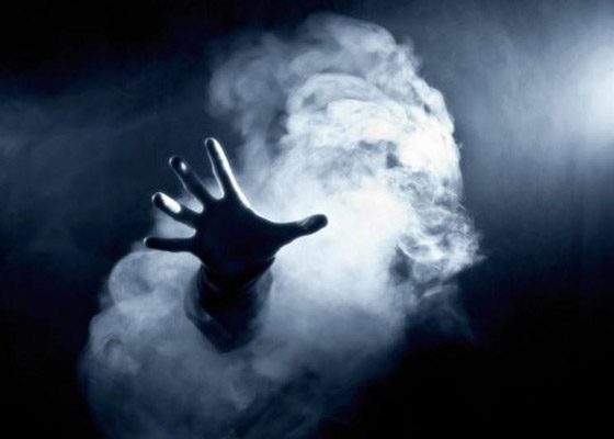 قرية مرعبة بنيويورك يكلم سكانها الموتى ويربحون المليارات سنويا! صورة رقم 14