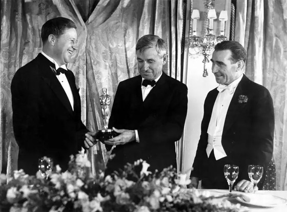 أغرب مواقف الأوسكار على مدار التاريخ صورة رقم 1