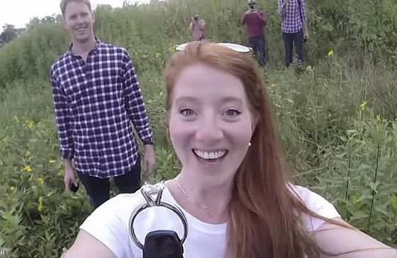 فعلٌ يفوق التوقعات.. طيار يرسل خاتم خطوبة إلى الفضاء في عرض زواج من خارج الأرض صورة رقم 8