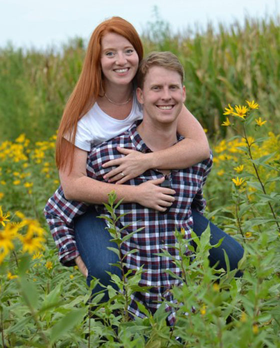 فعلٌ يفوق التوقعات.. طيار يرسل خاتم خطوبة إلى الفضاء في عرض زواج من خارج الأرض صورة رقم 10