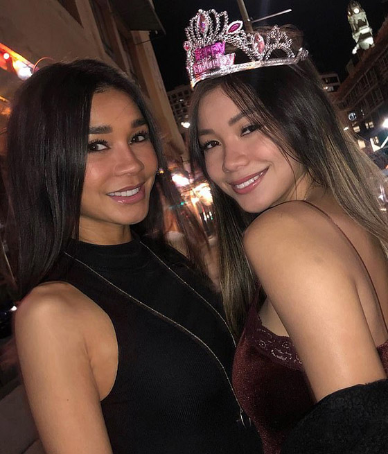 الفارق بينهما 23 عاما.. هل تستطيع معرفة أيهما هي الأم؟! صور صورة رقم 8