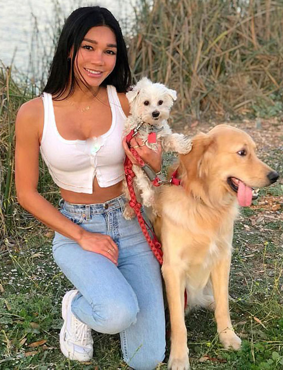 الفارق بينهما 23 عاما.. هل تستطيع معرفة أيهما هي الأم؟! صور صورة رقم 12