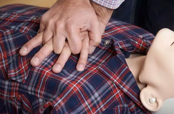 حوادث غريبة وقصص مؤثرة: عندما يأتي العمل الطيب بثماره بعد سنوات! صورة رقم 5