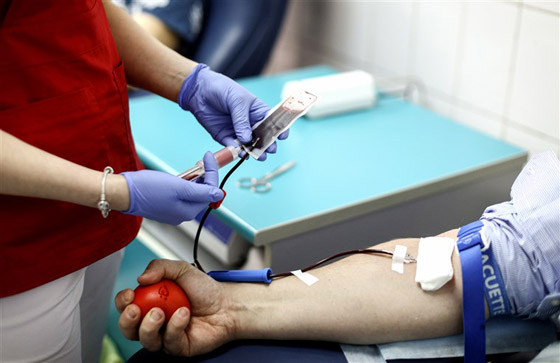 5 أطعمة ومشروبات عليك تناولها بعد تبرعك بالدم صورة رقم 2