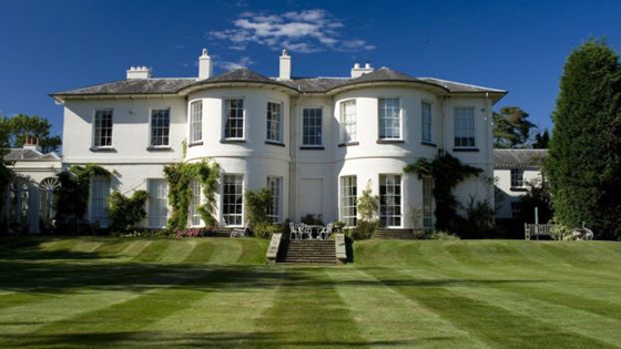 أغنى مدينة أمريكية: تمتلئ بالقصور وأرخص منزل قيمته 3 ملايين دولار! صورة رقم 5